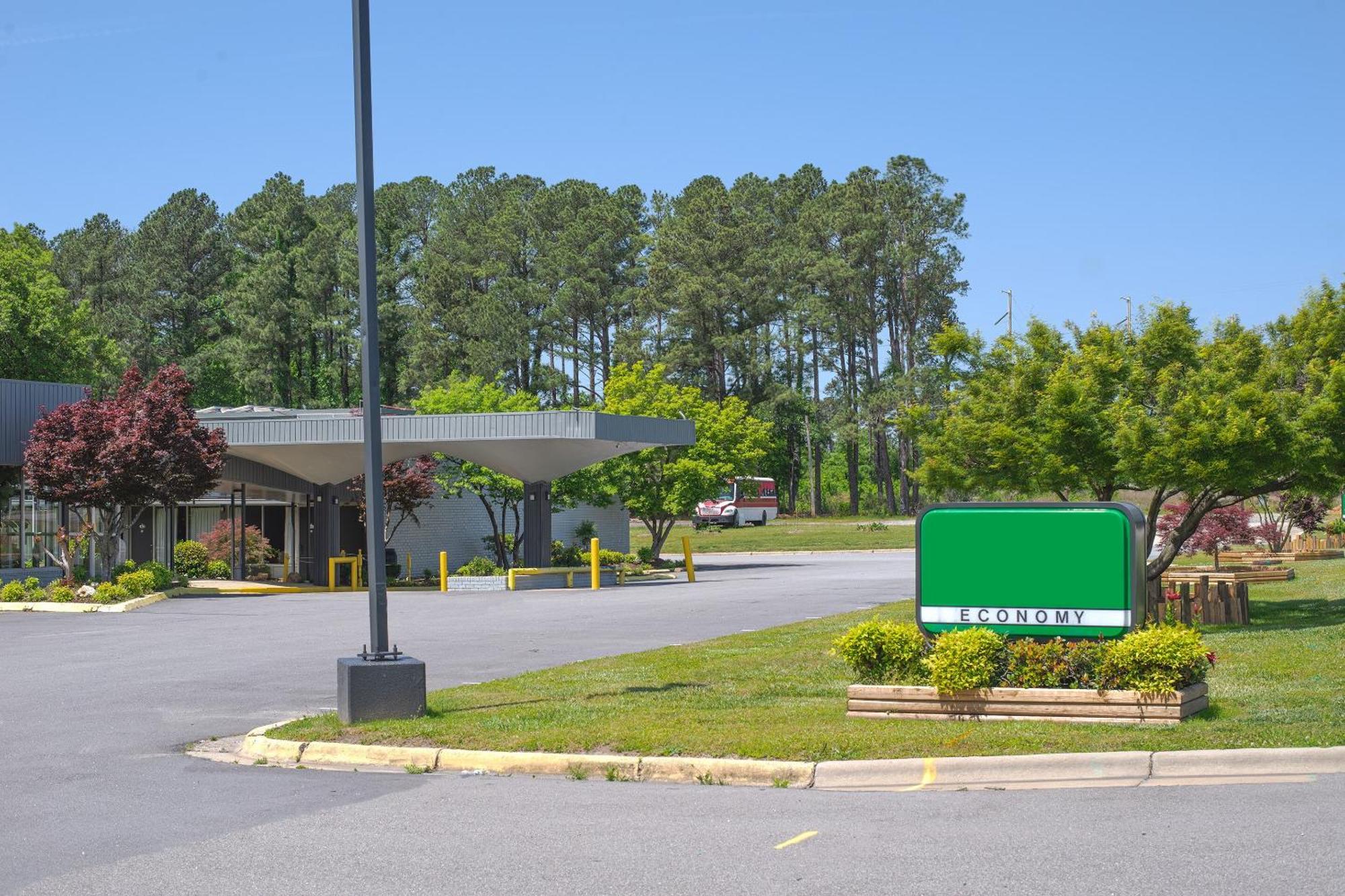Masters Inn Selma Smithfield I-95 By Oyo מראה חיצוני תמונה