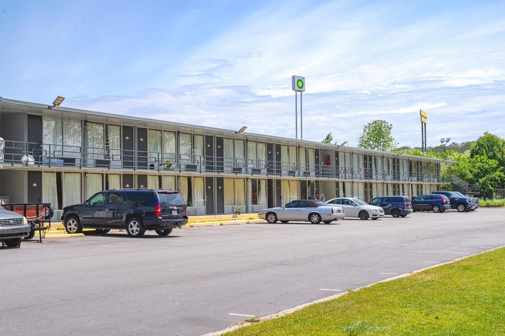 Masters Inn Selma Smithfield I-95 By Oyo מראה חיצוני תמונה