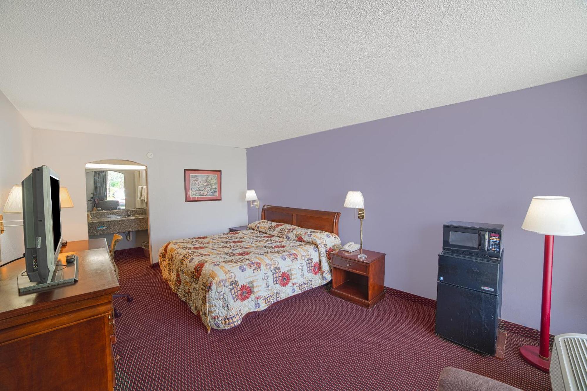 Masters Inn Selma Smithfield I-95 By Oyo מראה חיצוני תמונה