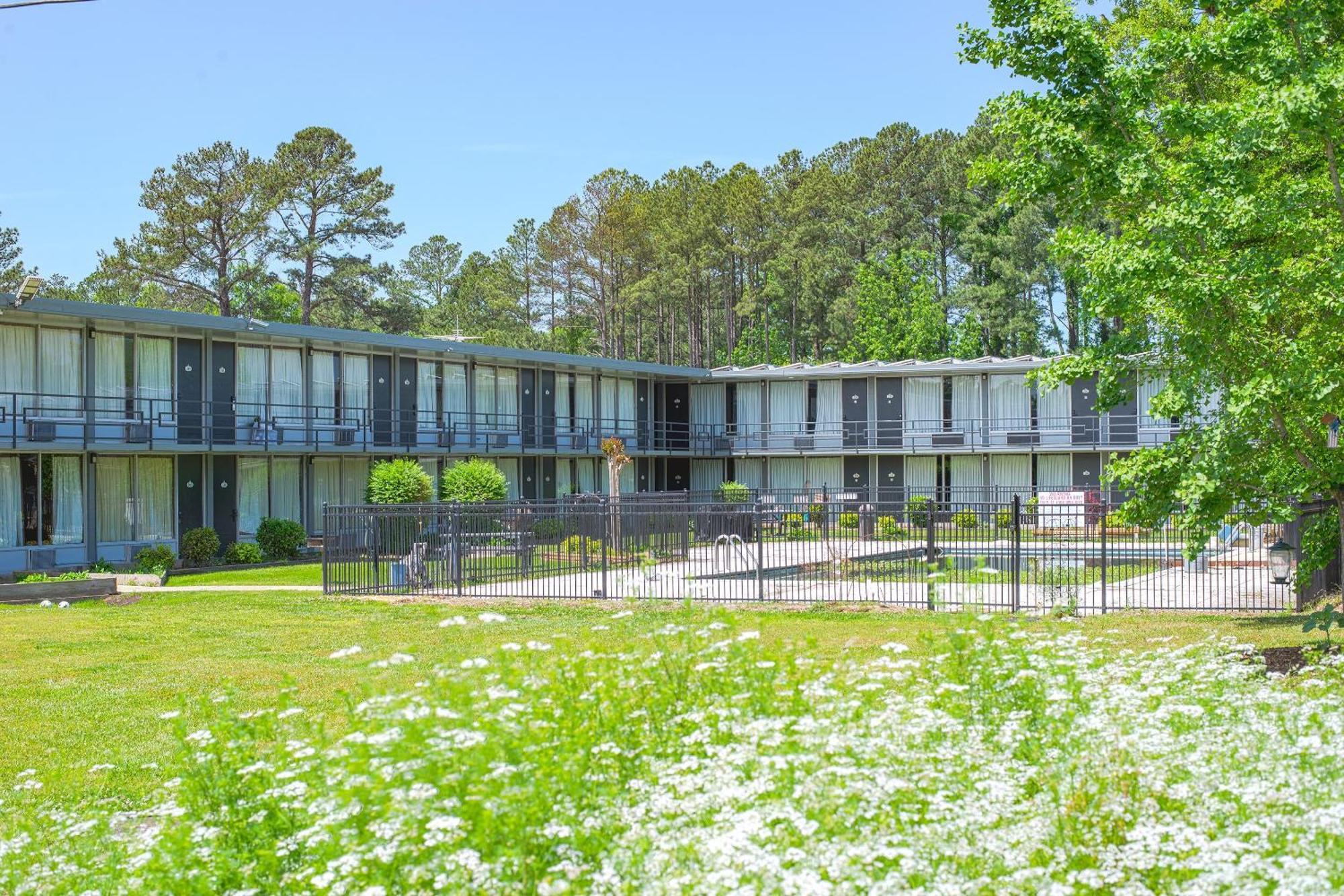 Masters Inn Selma Smithfield I-95 By Oyo מראה חיצוני תמונה