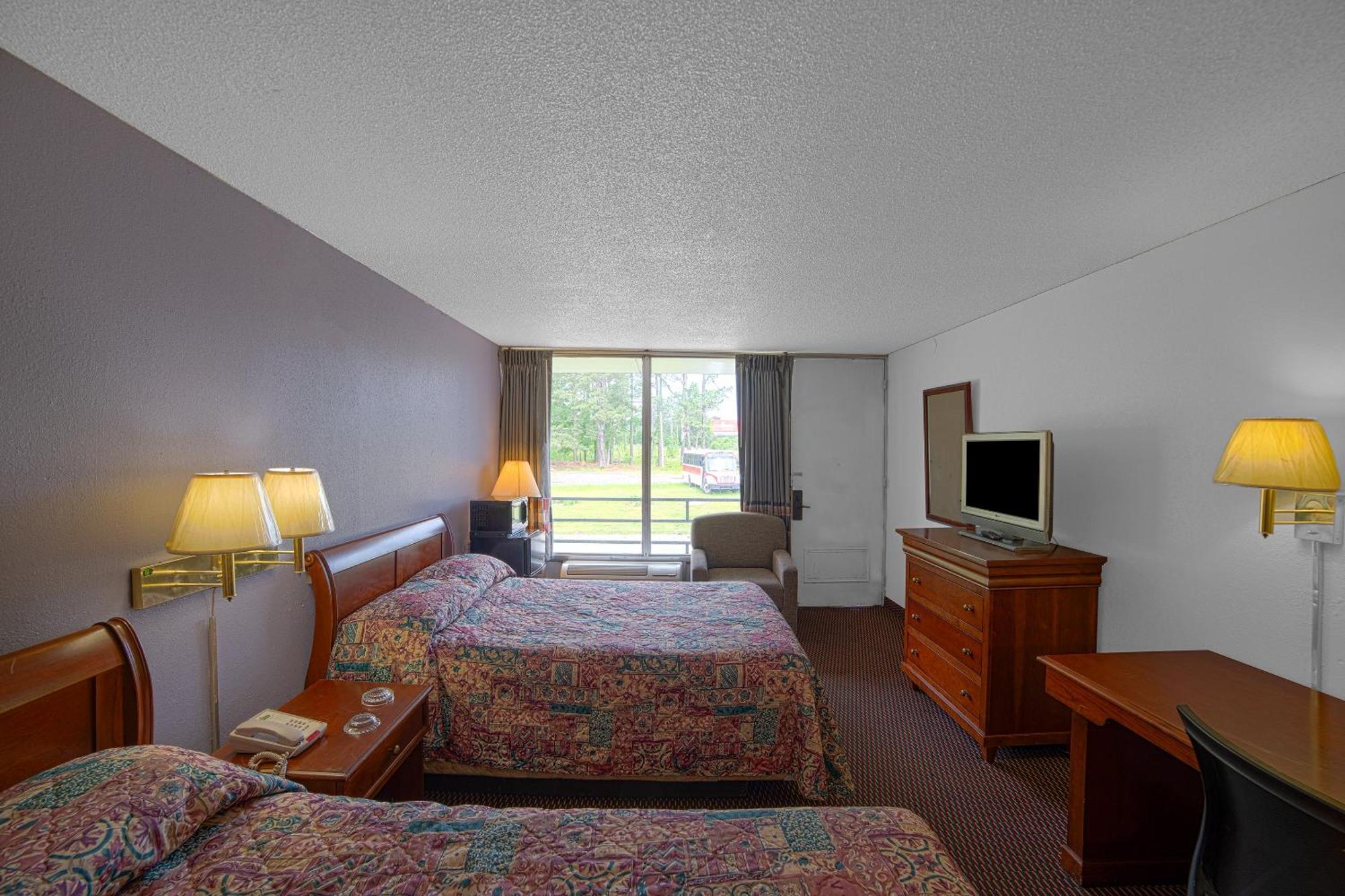 Masters Inn Selma Smithfield I-95 By Oyo מראה חיצוני תמונה